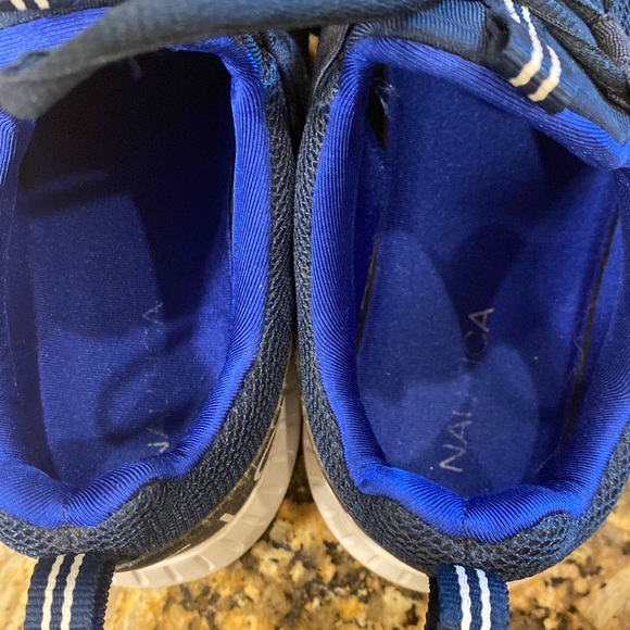 Boys Nautica Sneakers Size 5 - Picture 5 of 7